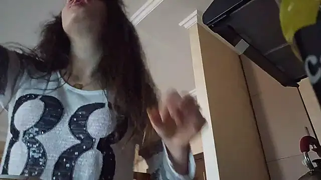 AlejandraDelaney online show from 11.07.25