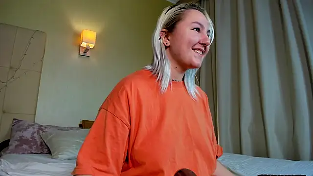 Debbie Taylor online show from 12.08.24