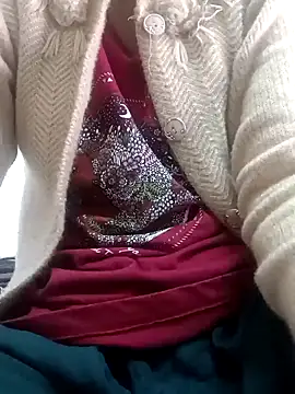 Snapshot of Rajni-Mehra chatting on 02.09.25 Rajni-Mehra online show from 02.09.25