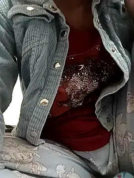 Snapshot of Rajni-Mehra chatting on 02.12.25 Rajni-Mehra online show from 02.12.25