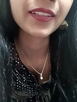 Snapshot of Rajni-Mehra chatting on 02.14.25 Rajni-Mehra online show from 02.14.25