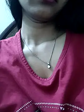 Snapshot of Rajni-Mehra chatting on 02.14.25 Rajni-Mehra online show from 02.14.25