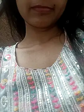 Snapshot of Rajni-Mehra chatting on 02.17.25 Rajni-Mehra online show from 02.17.25