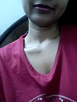 Snapshot of Rajni-Mehra chatting on 02.17.25 Rajni-Mehra online show from 02.17.25