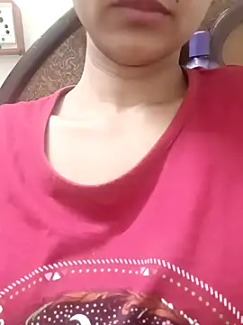 Snapshot of Rajni-Mehra chatting on 02.23.25 Rajni-Mehra online show from 02.23.25