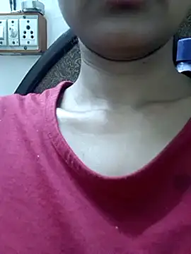 Snapshot of Rajni-Mehra chatting on 02.25.25 Rajni-Mehra online show from 02.25.25