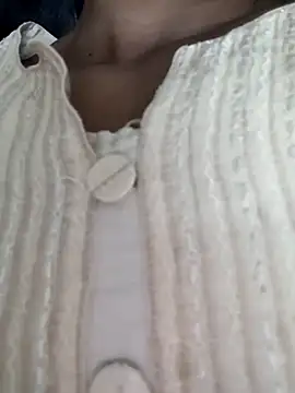 Snapshot of Rajni-Mehra chatting on 03.07.25 Rajni-Mehra online show from 03.07.25