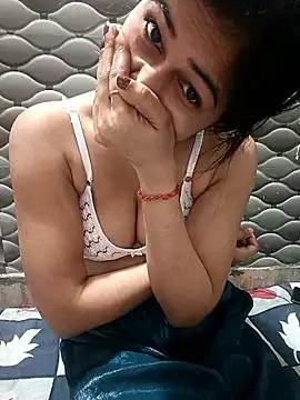 Rajni-Mehra online show from 03.05.26