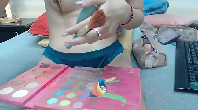 nahomibecker online show from 02.04.25