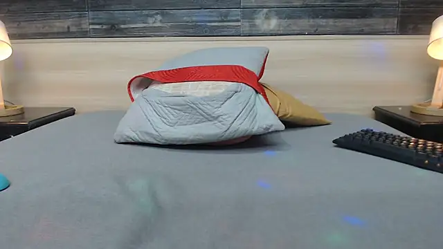 nahomibecker online show from 03.03.25