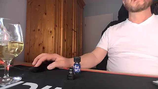 Tom PP cgn online show from 04.06.26