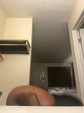 Snapshot of miamiworld chatting on 11.04.25 miamiworld online show from 11.04.25