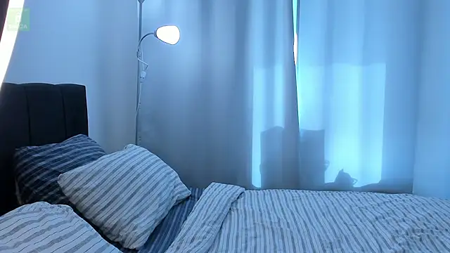 erika hoiree online show from 04.25.26