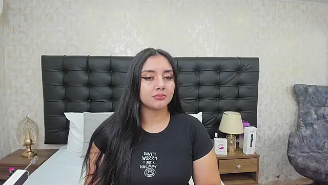 Snapshot of AmaliaDalton chatting on 09.19.25 AmaliaDalton online show from 09.19.25