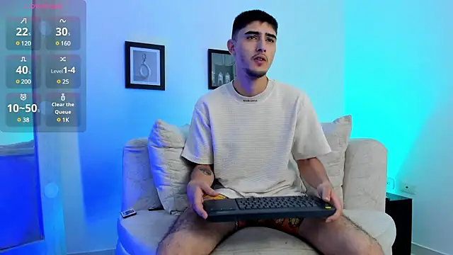 Snapshot of PhilipRich chatting on 01.28.25 PhilipRich online show from 01.28.25