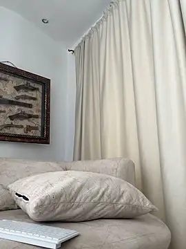 Snapshot of PhilipRich chatting on 04.09.26 PhilipRich online show from 04.09.26