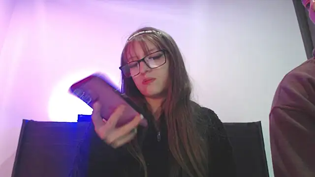 Aurora blossom   online show from 12.03.25