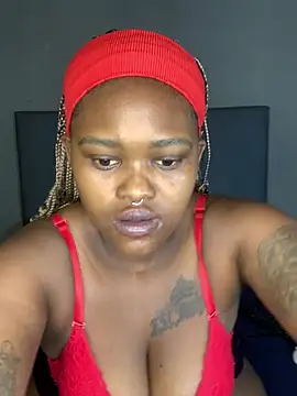 ThickPearlx23 online show from 04.22.26