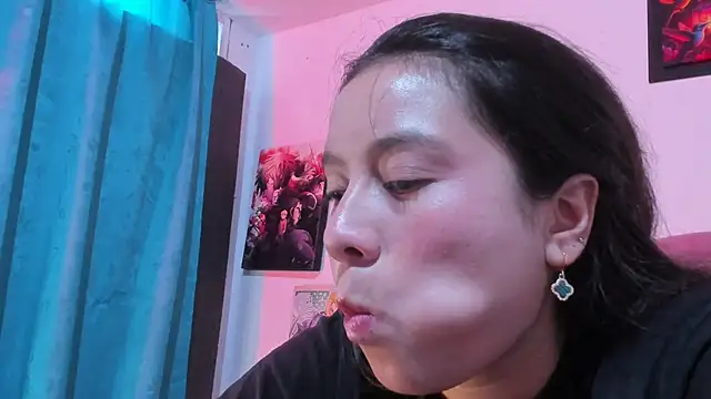 Snapshot of teffy_lee chatting on 10.03.25 teffy lee online show from 10.03.25