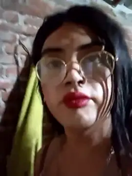 yovana13 online show from 11.21.25