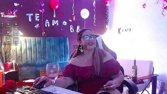 Snapshot of PervertedMature chatting on 09.21.25 PervertedMature online show from 09.21.25