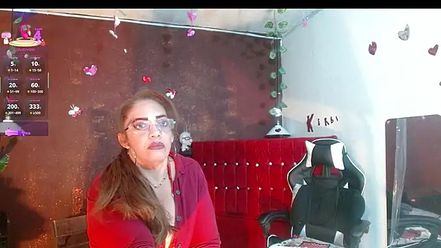 Snapshot of PervertedMature chatting on 10.01.25 PervertedMature online show from 10.01.25