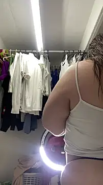 Chloee ep online show from 03.03.26