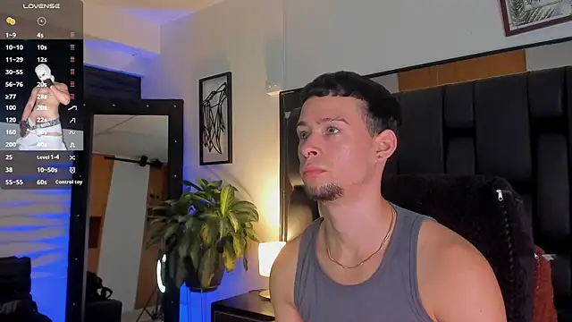 JadeSmiith  online show from 09.26.25