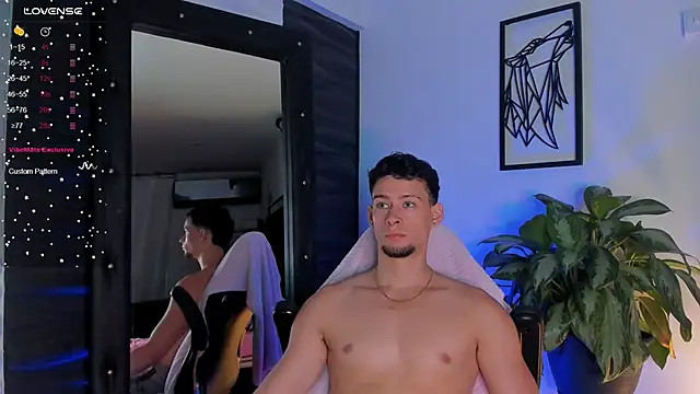 JadeSmiith  online show from 11.05.25