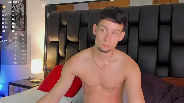 JadeSmiith  online show from 12.13.25