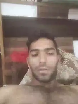 Snapshot of loganwollf chatting on 01.06.25 loganwollf online show from 01.06.25