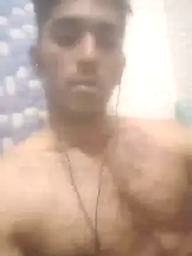 Snapshot of loganwollf chatting on 01.16.25 loganwollf online show from 01.16.25