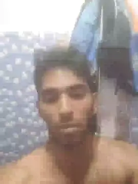 Snapshot of loganwollf chatting on 01.25.25 loganwollf online show from 01.25.25