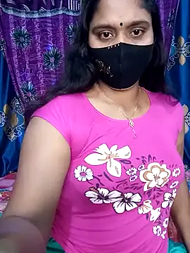 Hot Maleka online show from 02.02.25