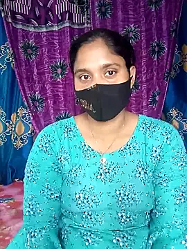 Hot Maleka online show from 02.05.25