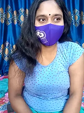 Hot Maleka online show from 02.07.25