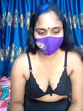 Hot Maleka online show from 02.07.25