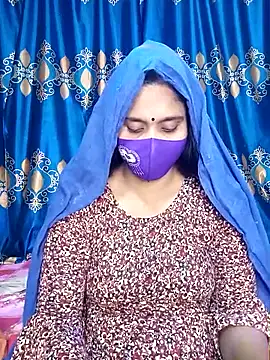 Hot Maleka online show from 02.07.25