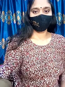 Hot Maleka online show from 02.11.25