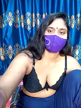 Hot Maleka online show from 02.16.25