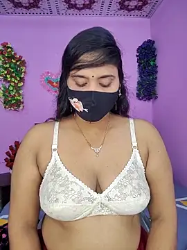 Hot Maleka online show from 11.07.25