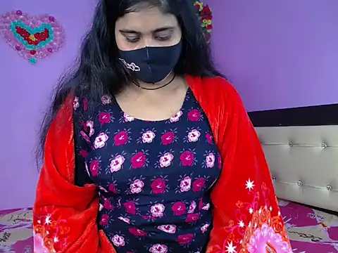 Hot Maleka online show from 02.03.26