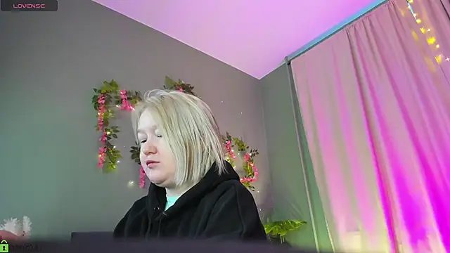 Sara Robinson online show from 03.17.26