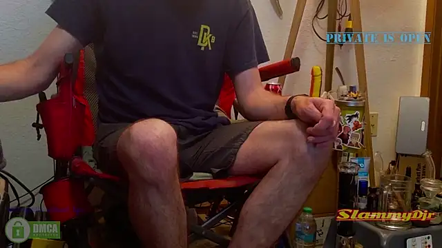 Snapshot of SlammyDjr chatting on 07.24.26 SlammyDjr online show from 07.24.26