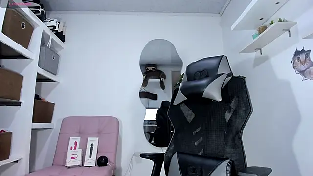 Snapshot of emily_palmeer chatting on 09.27.25 emily palmeer online show from 09.27.25