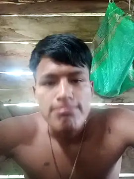 Snapshot of Huebolocko chatting on 12.16.24 Huebolocko online show from 12.16.24