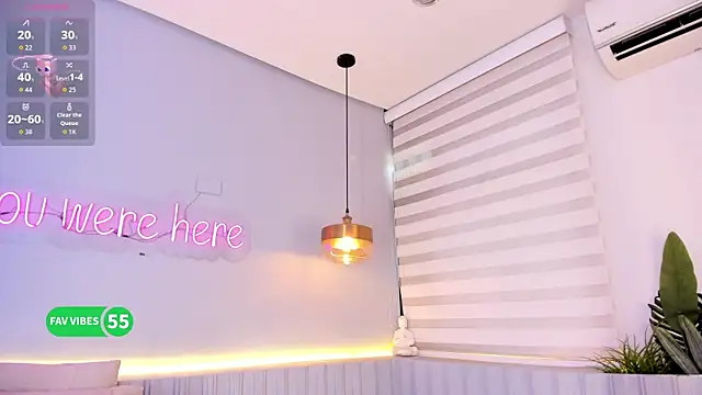 stephanymonroe online show from 10.07.25