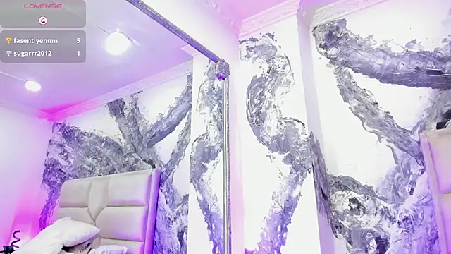 AuroraRojas online show from 03.12.25