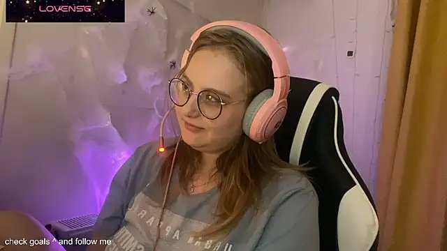 JacyWinslat online show from 10.30.25