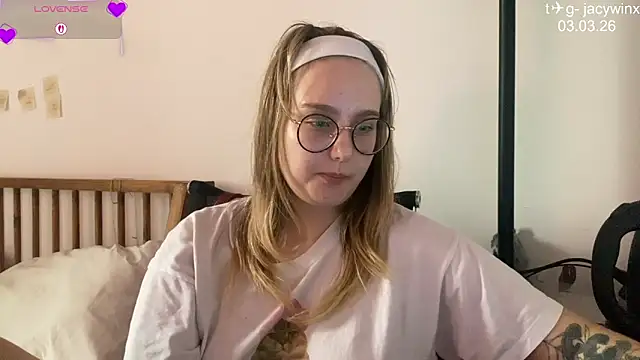 JacyWinslat online show from 03.03.26